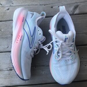 Women's 8 WIDE Brook's Glycerin 22 Running Shoe Runner Sneakers Comfort